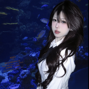 老女人保姆乱伦图片成视频
